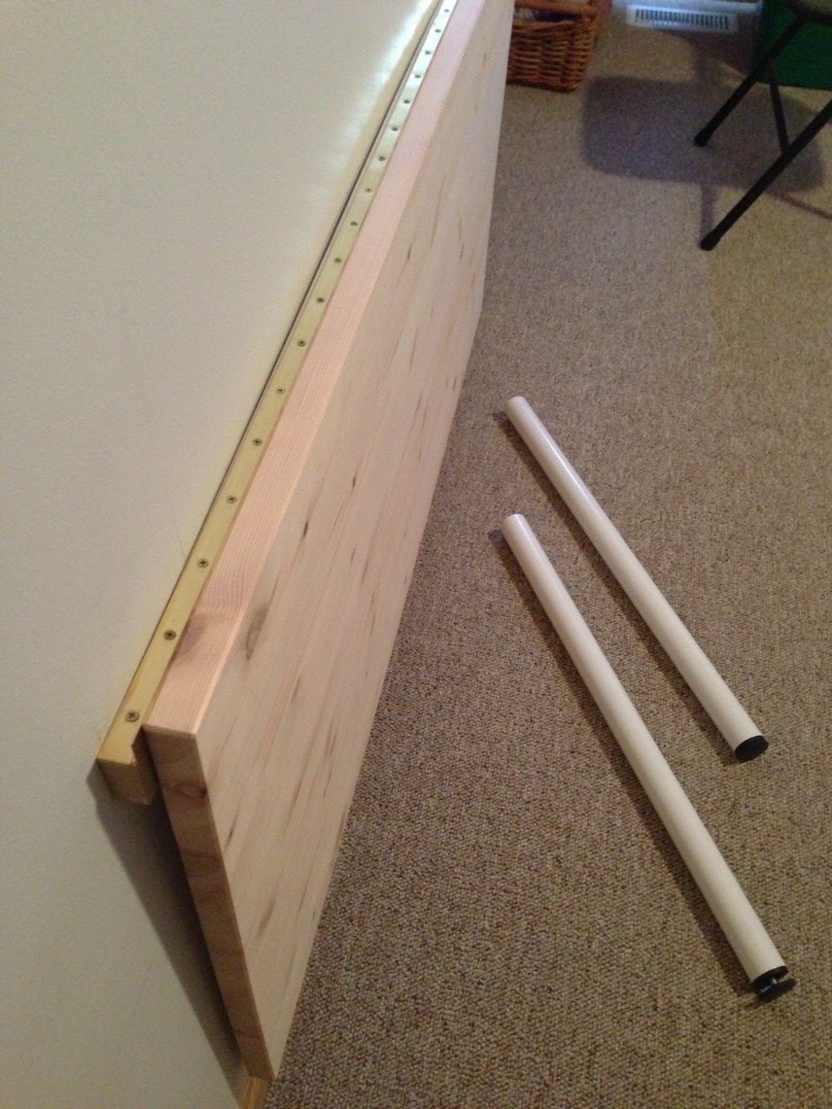 Bill's Fold Down Wall Mounted Desk: How to build a wall ...