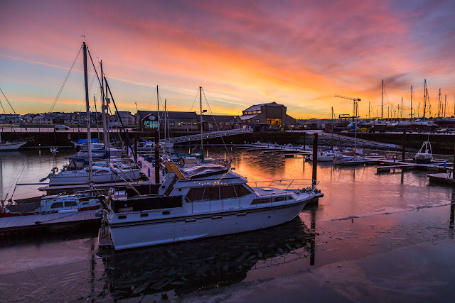 Photo of a freezing cold sunrise at Maryport Marina