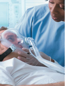 Paciente Grave: Ventilação não invasiva reduz reintubação no pós-operatório  de cirurgia abdominal?