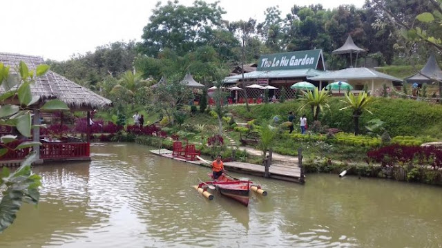 Taman The Le Hu Kecamatan Deli Tua Barat