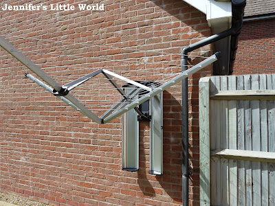 Review - Brabantia WallFix outdoor laundry dryer