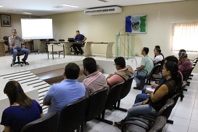 Presidente da Câmara apresenta prestação de contas em Café da manhã com a imprensa