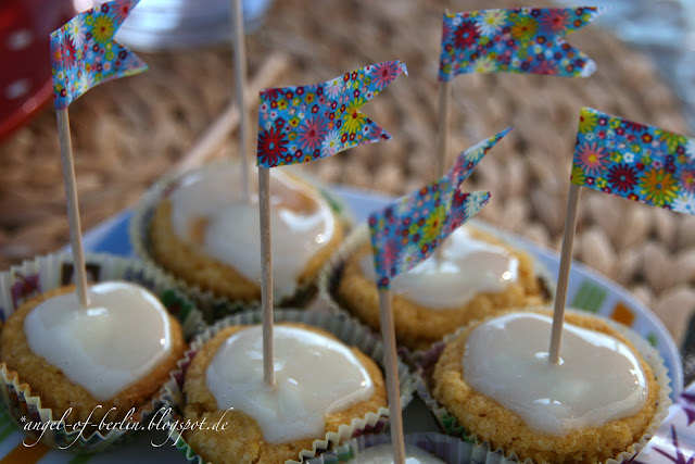 glutenfreie, vegane Vanille Cupcakes