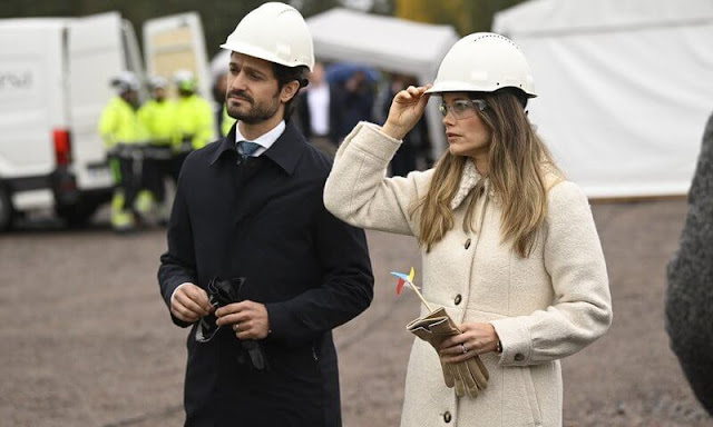 Princess Sofia wore a new Vendela wool coat by Odd Molly. The Prince and Princess attended the lunch at Kung Kvarnen