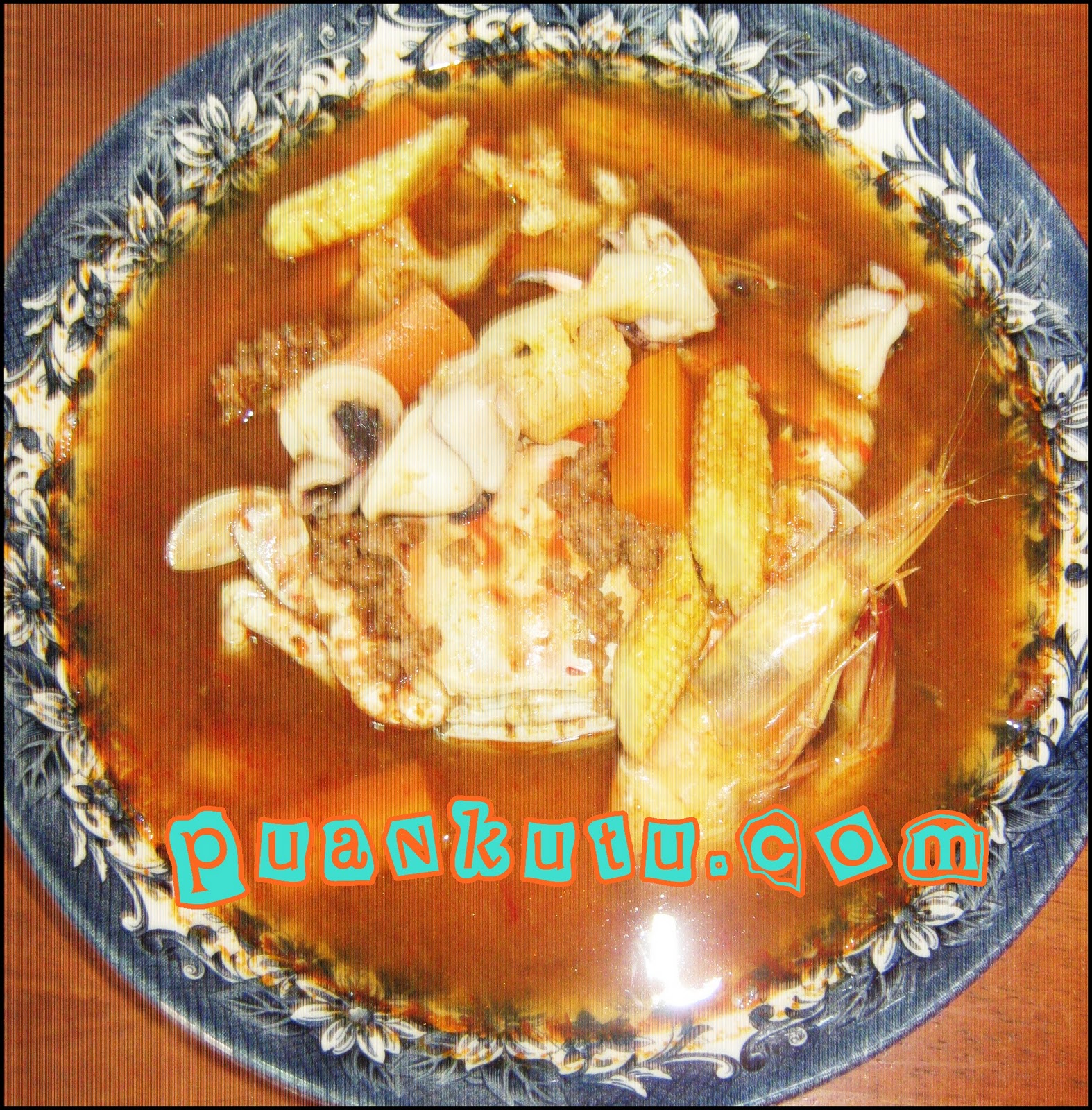 Tom Yam Campur Suka Hati  Ini Cerita PUAN KUTU