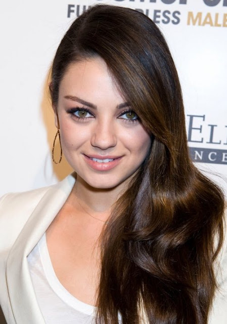 Mila Kunis hairstyle Female of the Year Award Cosmopolitan