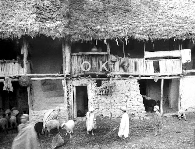 1951 A village house in Kashmir