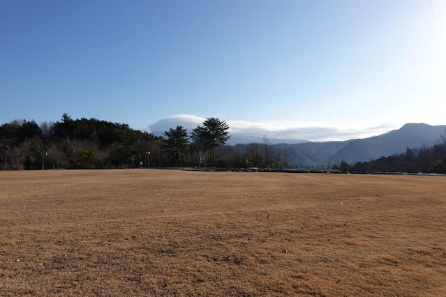 鳥取県西伯郡南部町鶴田 とっとり花回廊 駐車場