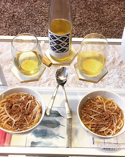 Wine Vinyasa Muscat Canelli wine and Sichuan Dan Dan Noodles recipe | brazenandbrunette.com