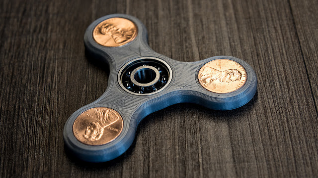 5 Bentuk Fidget Spinner Unik, Pennies Spinner