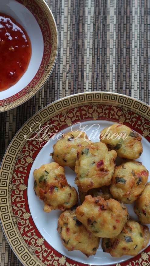 Cucur Udang Sedap Dari Juita - Azie Kitchen