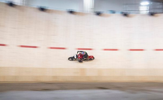 Guy Martin Pecahkan Rekor Tercepat Dunia di Wall Of Death