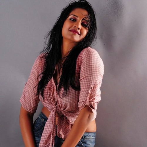 Vimala Raman New Look Pics