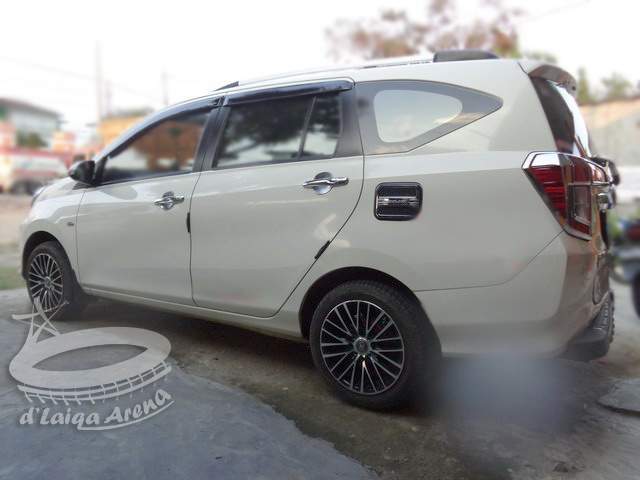 d Laiqa Arena Toyota Calya  Pakai Velg  15 Inch R15 