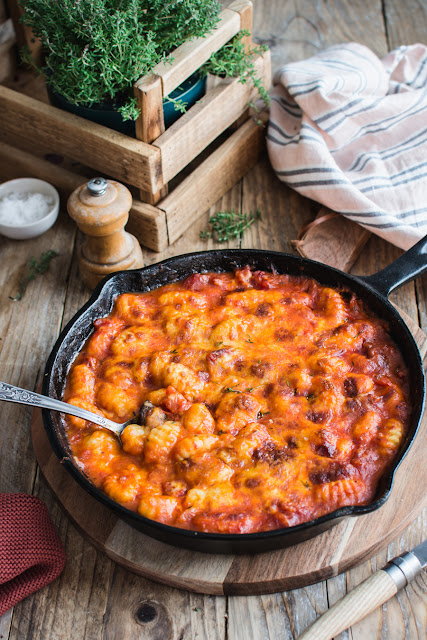 Gnocchi gratinés, sauce tomate et chorizo