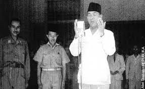 Pengibar Bendera Pusaka 17 Agustus 1945....!!!| http://indonesiatanahairku-indonesia.blogspot.com/