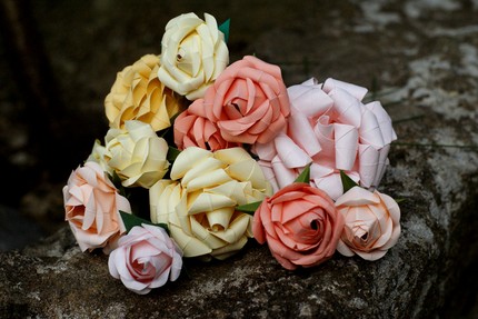 my jaw dropped when i saw these handmade origami flower bouquets from My