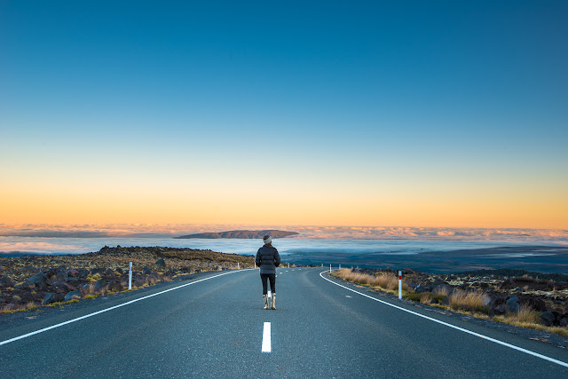 morning above clouds ruapehu