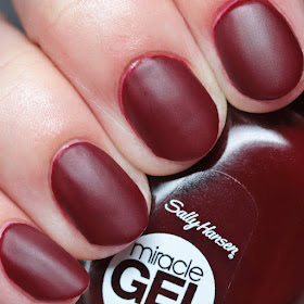 Sally Hansen 474 Can't Beet Royalty with Miracle Gel Matte Top Coat