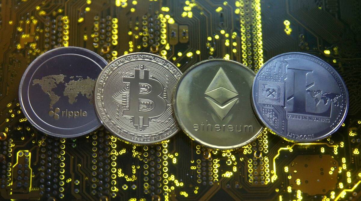 ستبدأ 3 صناديق ETFs من Ether التداول يوم الثلاثاء. بدأت حرب الرسوم بالفعل.