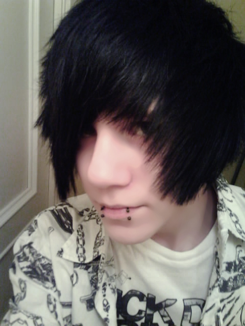 Emo Hairstyles For Guys