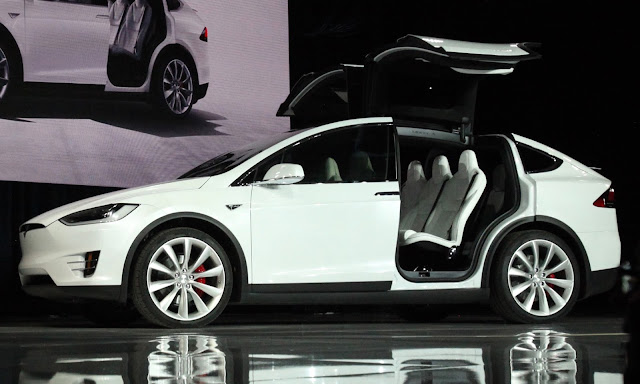 2016 Tesla Model X Review