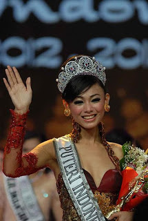 Whulandary Herman Putri Indonesia 2013