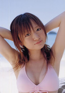 Asami Konno Japanese Cutie Singer Sexy Pink Bikini Photo 4