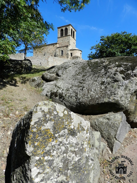 SAINT-LAURENT-D'AGNY (69) - Eglise romane Saint-Laurent