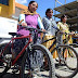 Todo listo para la carrera de ciclismo para cholitas en El Alto