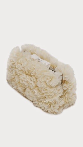 http://www.trendzmania.com/bags-7/wedding-belles-flower-minaudiere.html