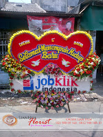 bunga papan pernikahan, bunga ucapan selamat, toko karangan bunga, toko bunga jakarta, toko bunga, florist jakarta, karangan bunga happy wedding, bunga papan grand opening, bunga papan bentuk hati