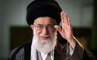 Khamenei Sebut Warga Saud Sebagai "Pohon Terkutuk"