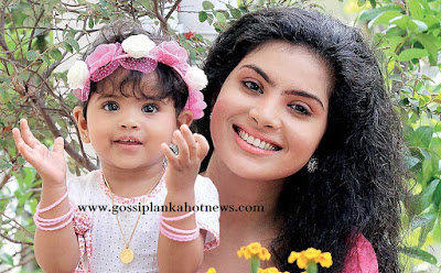 actress Samadhi Arunachaya (Malee) with daughter