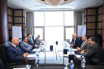 وزير الرياضة يلتقي رئيس الاتحاد الدولي لبيوت الشباب