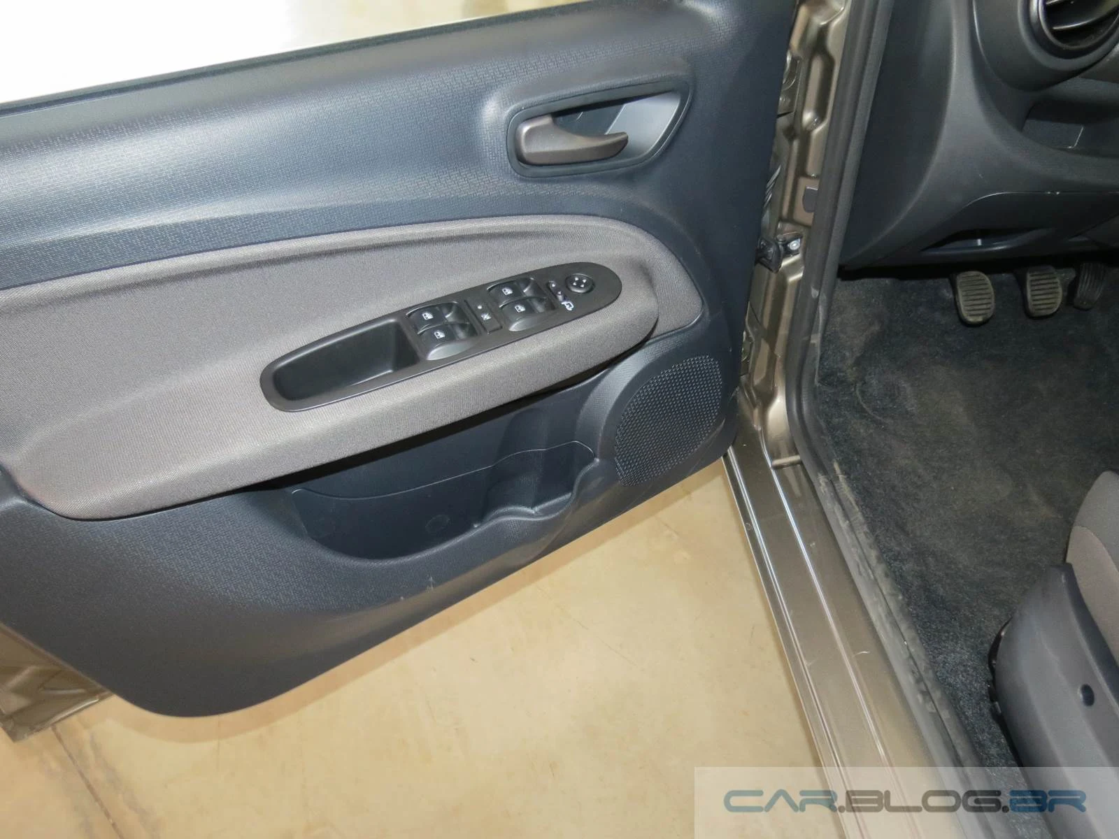 Novo Fiat Uno Way 2015 - interior