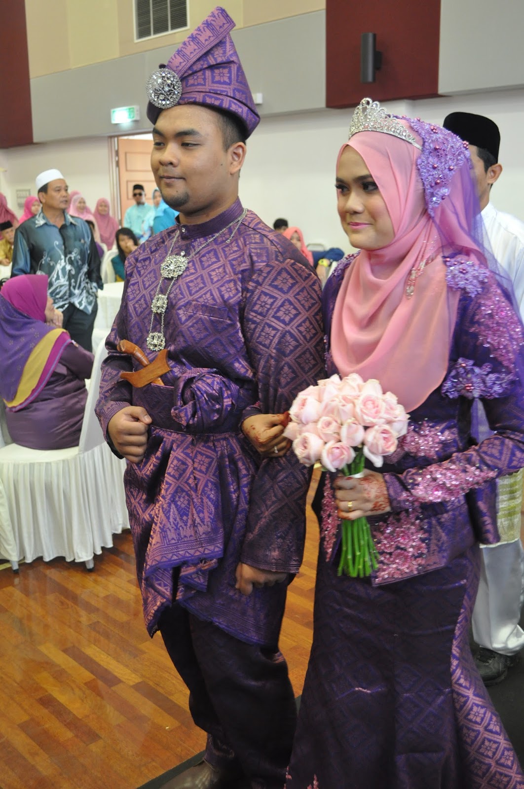  sewa  baju  nikah dan sanding murah area bangi  kajang nilai 