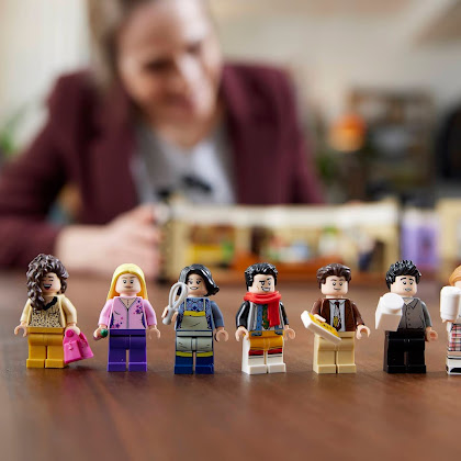 Reúnam os vossos amigos e construam em LEGO os apartamentos de F.R.I.E.N.D.S. 