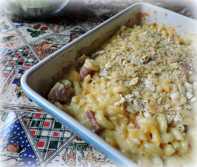 Easy Oven Mac & Cheese