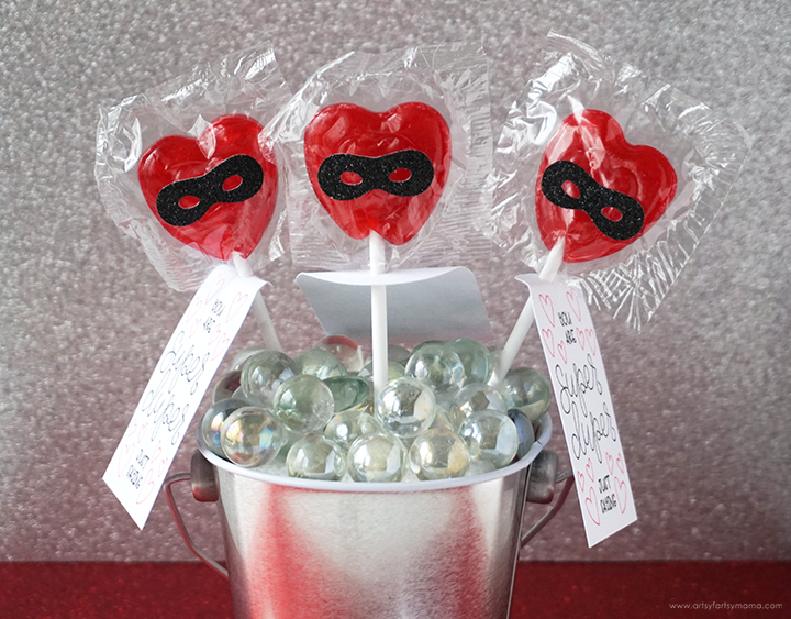 Valentine Superhero Lollipops