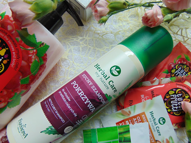 FARMONA Herbal Care - Suchy szampon POKRZYWA do włosów przetłuszczających