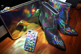 hologram, hologram h m, hologram iphone case, hologram shoes