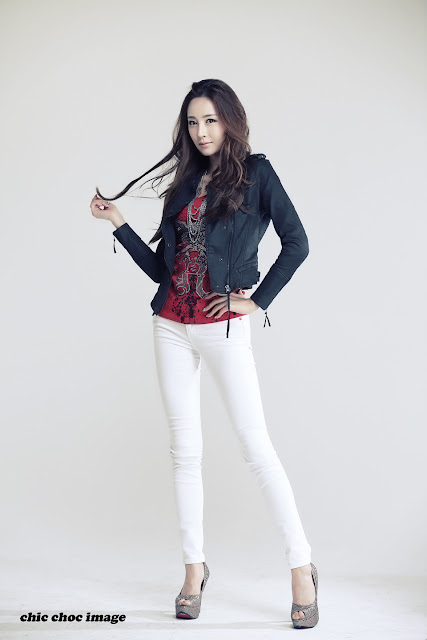 Model Eun Bin in Red Top, White Jeans