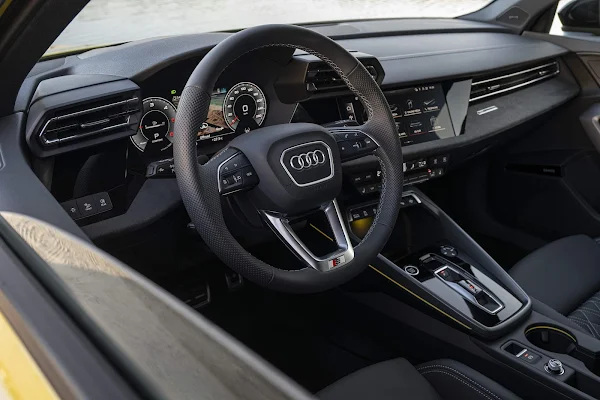 Novo Audi A3 Sportback 2025 Allstreet: versão crossover - fotos e detalhes
