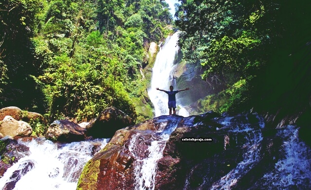 Objek Wisata Air Terjun di Padang Pariaman yang Eksotis di Sumatera Barat. Air Terjun di Padang yang hits untuk rekreasi bersama teman dan keluarga?