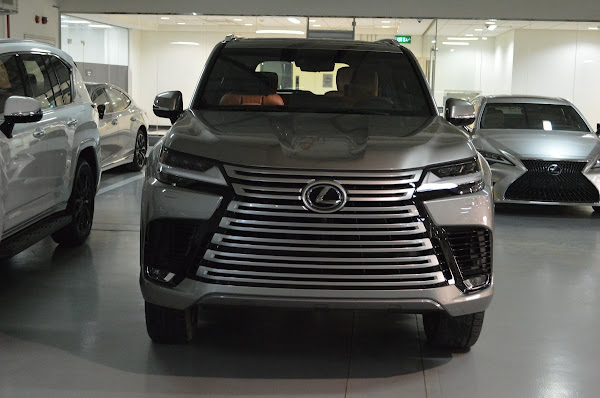 Xe Lexus LX 600 Mẫu 7 Chỗ Hoàn Toàn Mới 2023