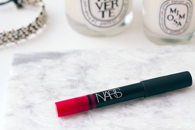 NARS. Satin Lip Pencil. Luxembourg. 