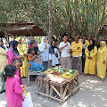 Gelar Syukuran Pernikahan, Brama dan Yulia Sari Buat Tumpeng Besar