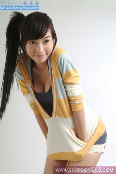 Asian Teen Model Girl Elly Tran Ha's hot Pictures 3