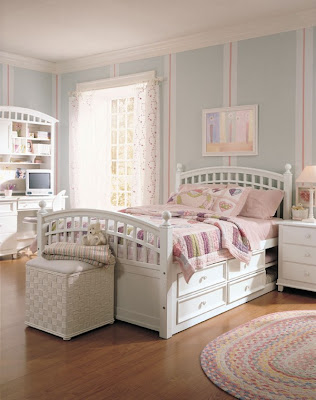 Girls’ Bedroom Set by Starlight